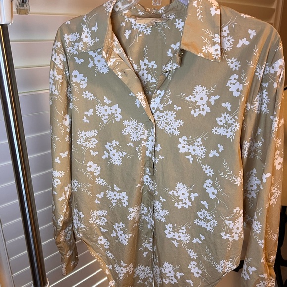 Michaels Kors Beige Floral Button Down Shirt - Picture 4 of 4